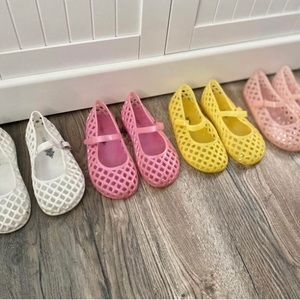 Old Navy jellies sandals